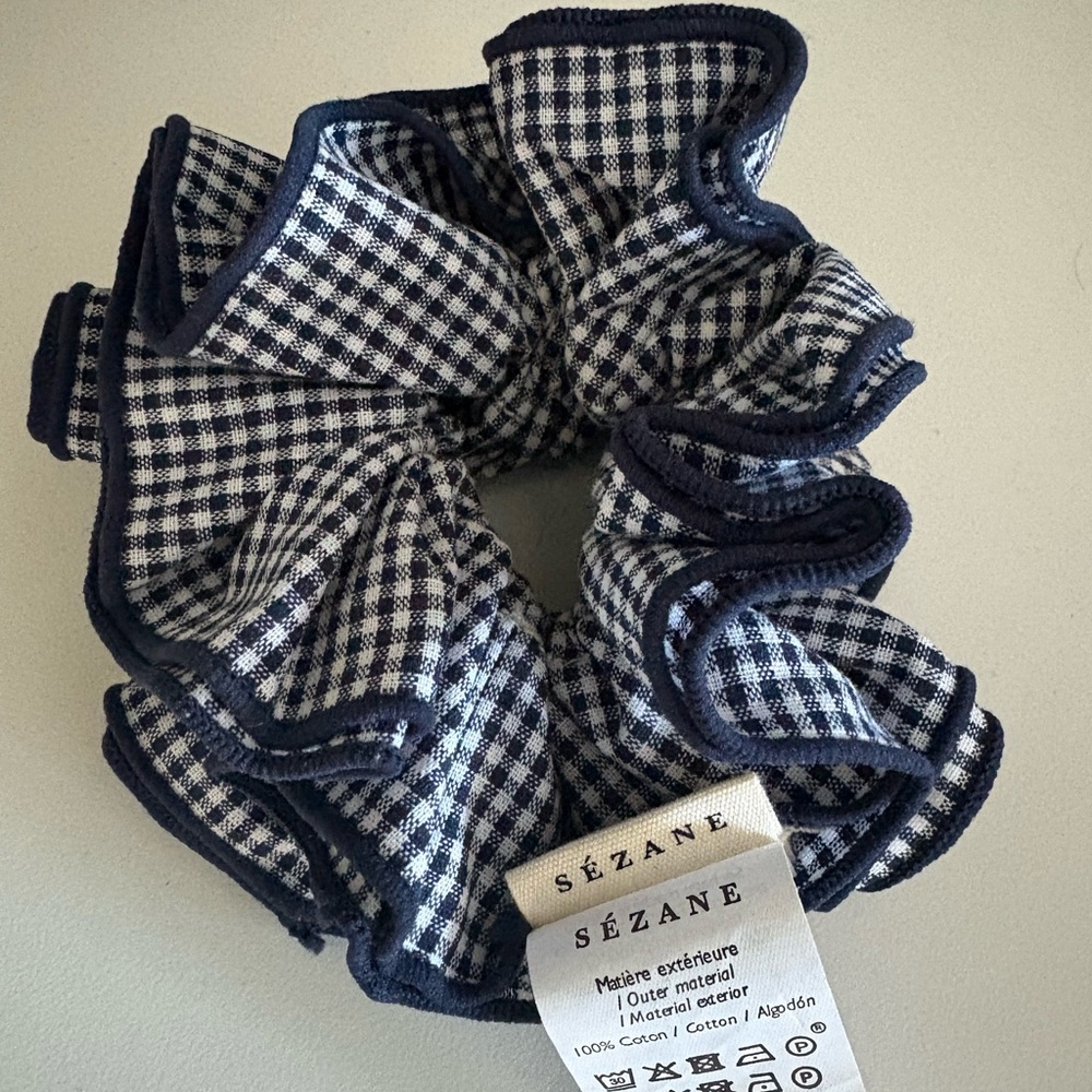 Sézane Navy and White Gingham Scrunchie NWOT